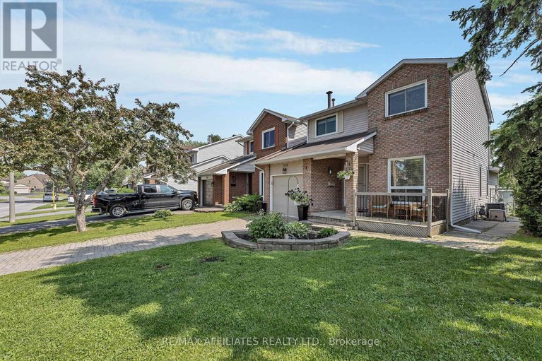 28429396/1138-ste-agathe-park/convent-glen-north/ottawa/ontario/K1C2B5_3