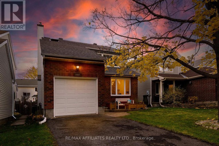 29083529/1687-tache-way/fallingbrookpineridge/ottawa/ontario/K4A2T5_3