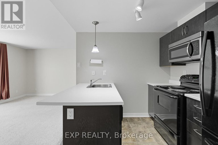 28928923/a-330-everest-private/elmvale-acres/ottawa/ontario/K1G4E4_15