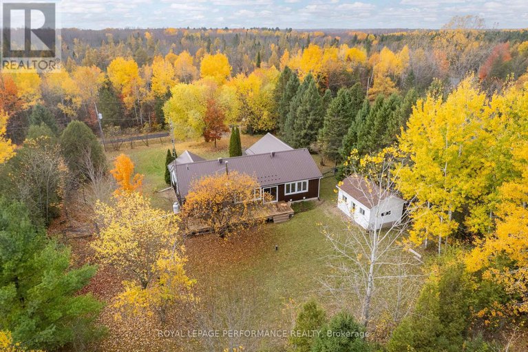 29148210/3781-delorme-crescent/north-glengarry-kenyon-twp/north-glengarry/ontario/K0C1A0_48