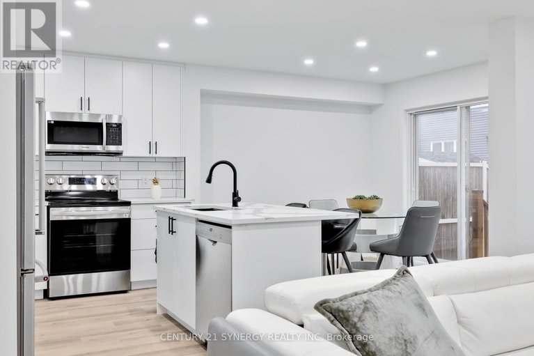 28493043/12-marabrooke-street/strandherd/ottawa/ontario/K2G7A1_12