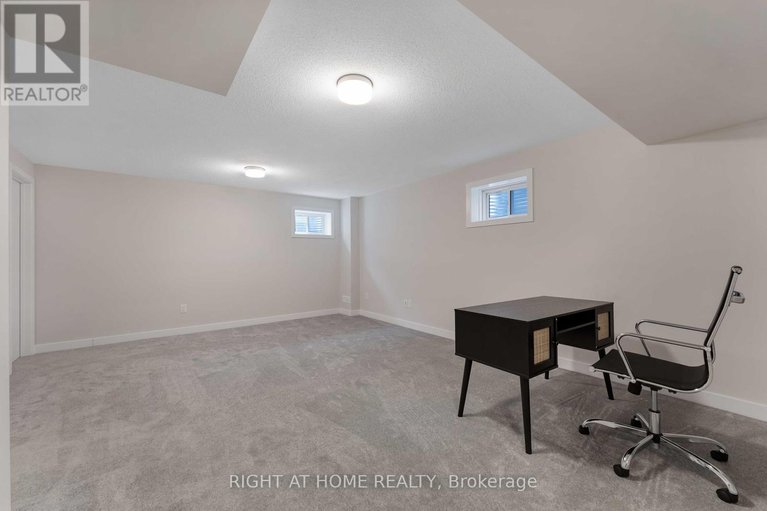 28824525/30-chasing-grove/btwn-franktown-rd-fallowfield-rd/ottawa/ontario/K0A2Z0_31