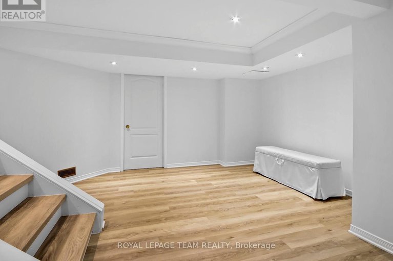 29069392/1105-cindy-hill-crescent/manotick-long-island-nicholls-island/ottawa/ontario/K4M1E8_37