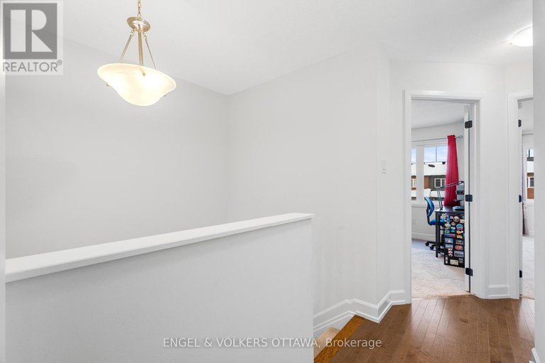 29353855/56-gardenpost-terrace/avalon-west/ottawa/ontario/K4A5H2_39