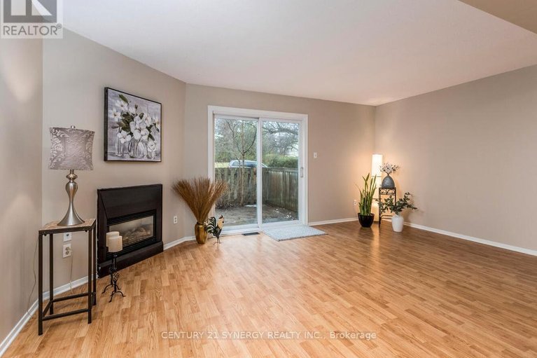 29610480/16-71-clarkson-crescent/katimavik/ottawa/ontario/K2L3C9_5