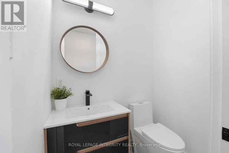 29663854/984-watson-street/fairfield-heights/ottawa/ontario/K2B6C2_34