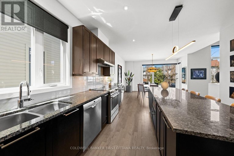 29677665/616-summerhill-street/riverside-southgloucester-glen/ottawa/ontario/K4M0C2_18