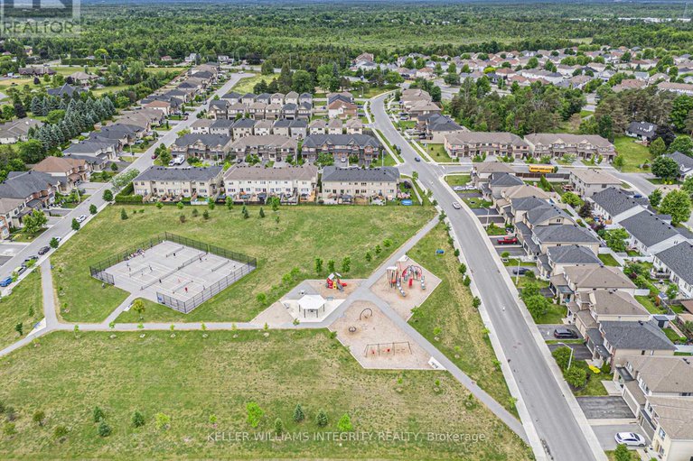 28484837/305-lipizzaner-street/stittsville-south/ottawa/ontario/K2S0X8_34