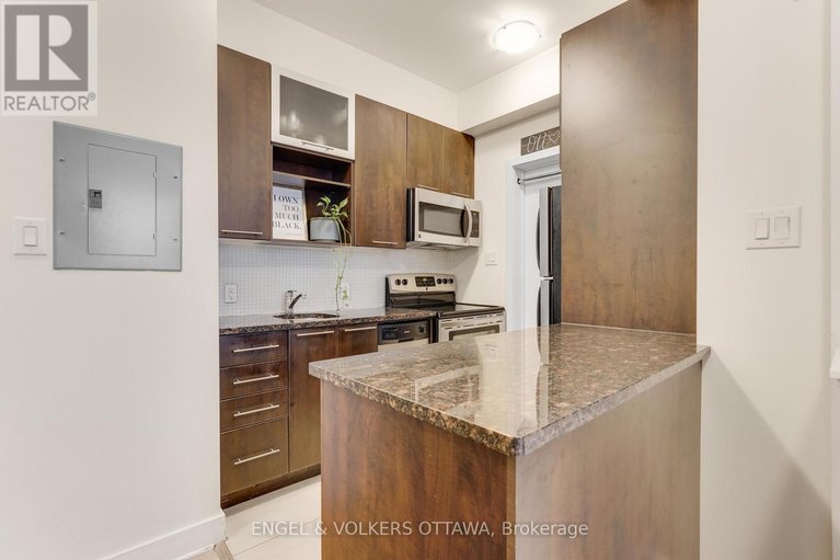 29426650/104-360-cumberland-street/lower-townbyward-market/ottawa/ontario/K1N0B1_12