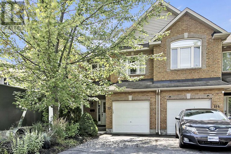 29022518/112-talltree-crescent/stittsville-central/ottawa/ontario/K2S0A9_1
