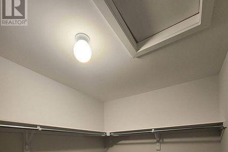 29125849/726-rouncey-road/emerald-meadowstrailwest/ottawa/ontario/K2S1B6_17