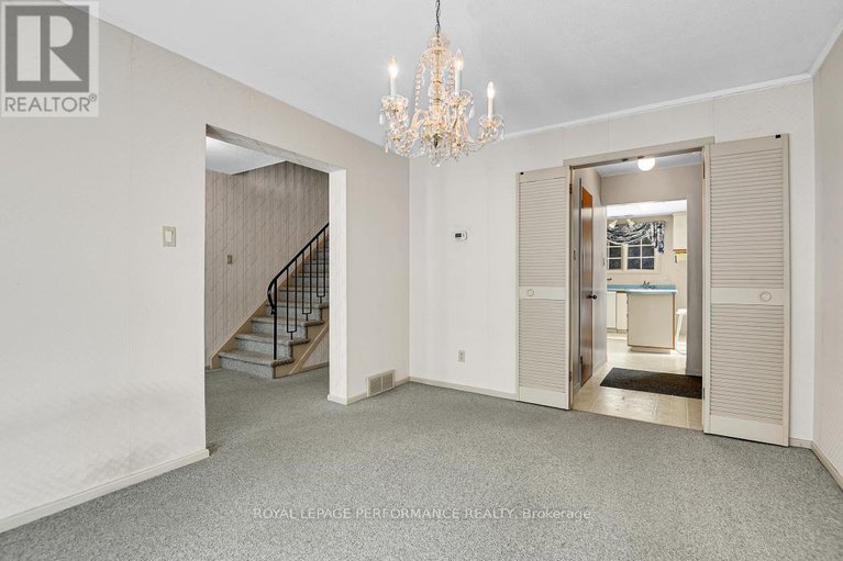 28381018/1970-marquis-avenue/beaconwood/ottawa/ontario/K1J8J4_9