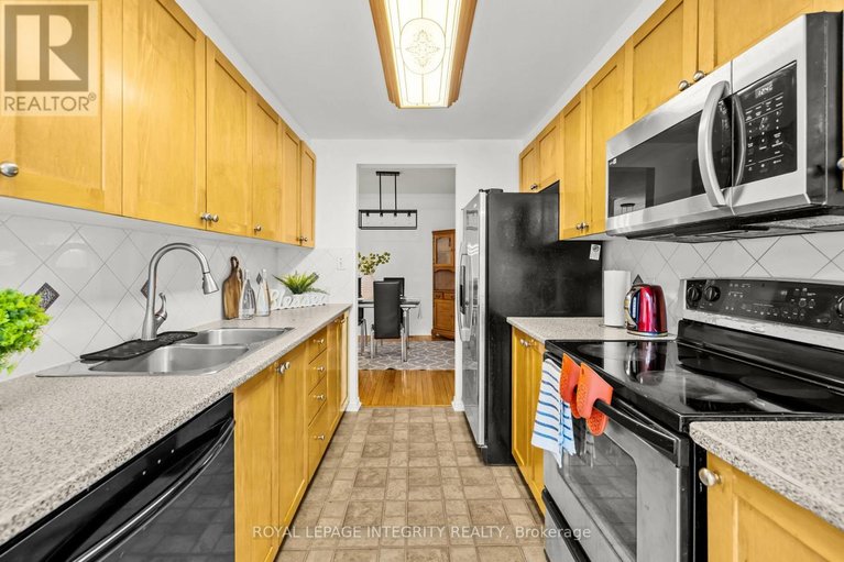 29613819/6383-sablewood-place/chapel-hill/ottawa/ontario/K1C7M3_12