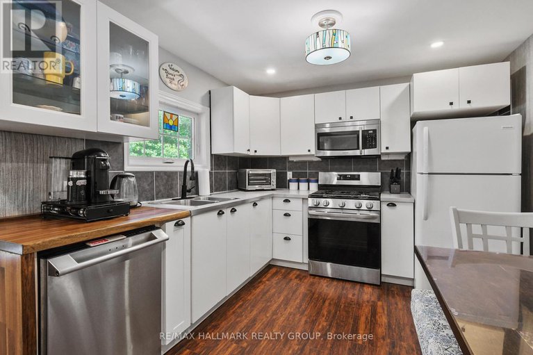 28769686/715-bayview-drive/constance-bay/ottawa/ontario/K0A3M0_14