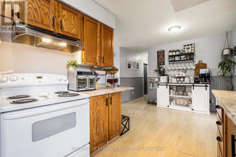 29286320/3755-43-highway/drummondnorth-elmsley-north-elmsley-twp/drummondnorth-elmsley/ontario/K7A4S4_12