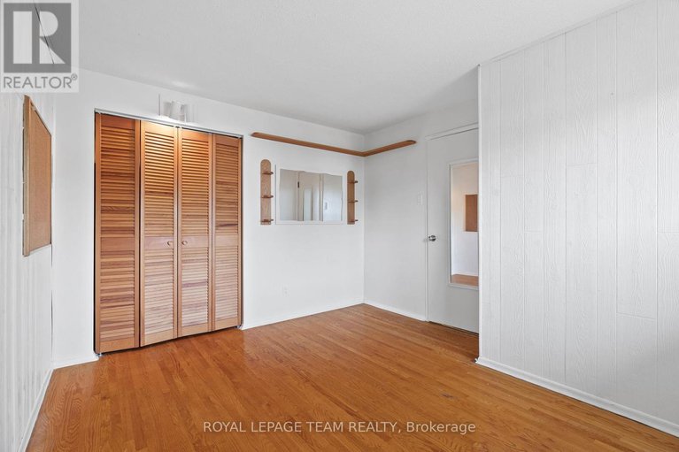 28819886/95-coburn-avenue/glencairnhazeldean/ottawa/ontario/K2L1G4_23