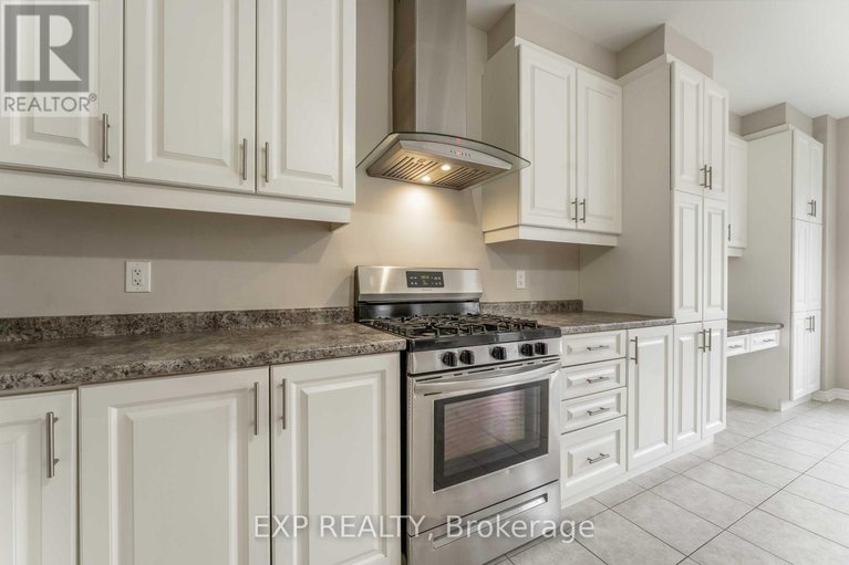 28827004/206-ponderosa-street/emerald-meadowstrailwest/ottawa/ontario/K2V0J6_15