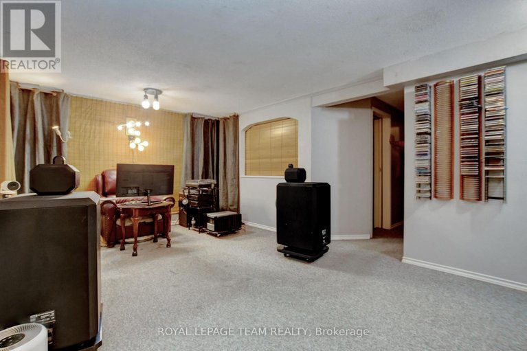 29537105/35-2027-stonehenge-crescent/pineview/ottawa/ontario/K1B4N7_22