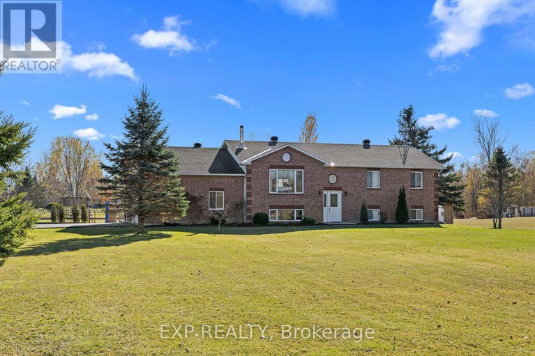 29192909/108-st-thomas-road/russell-twp/russell/ontario/K0A3H0_1