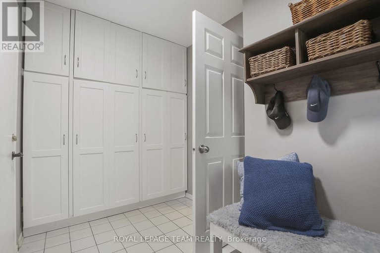 28617352/7-albury-crescent/stittsville-central/ottawa/ontario/K2S1G7_20