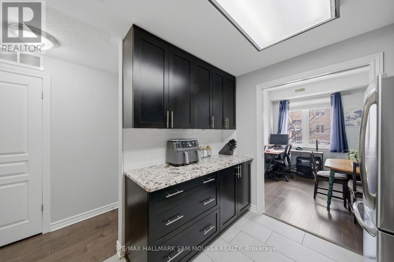 29579801/c-57-tayside-private/longfields/ottawa/ontario/K2J2T3_17