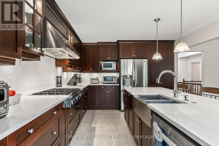 29608378/28-delamere-drive/stittsville-central/ottawa/ontario/K2S1G7_16