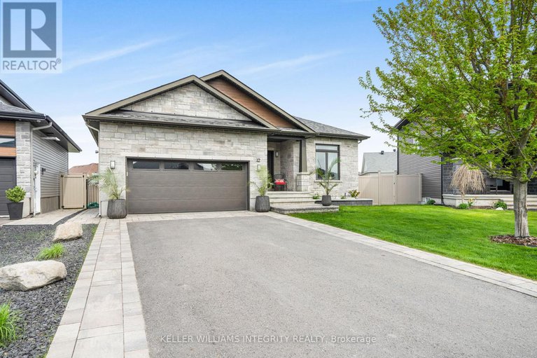 28399629/42-granite-street/clarencerockland-twp/clarence-rockland/ontario/K4K0H8_2