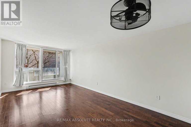 29438113/305-1177-belanger-avenue/billings-bridge/ottawa/ontario/K1H8N7_7