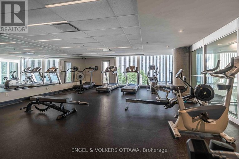 29605775/202-197-lisgar-street/ottawa-centre/ottawa/ontario/K2P0C3_39