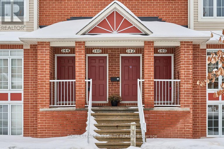 29236454/140-70-edenvale-drive/beaverbrook/ottawa/ontario/K2K3N6_3