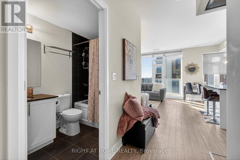 29331183/806-118-holmwood-avenue/glebe/ottawa/ontario/K1S5J5_6