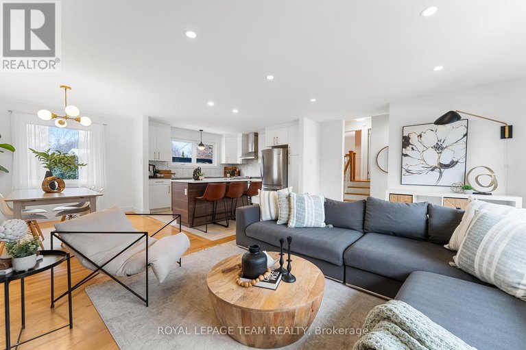 29147557/62-crystal-beach-drive/crystal-beach/ottawa/ontario/K2H5N1_10