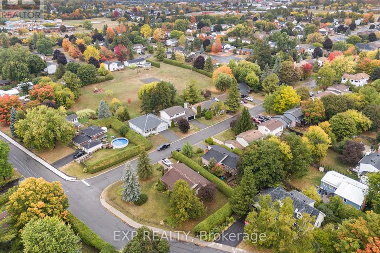 28902925/5-johanna-street/almonte/mississippi-mills/ontario/K0A1A0_24