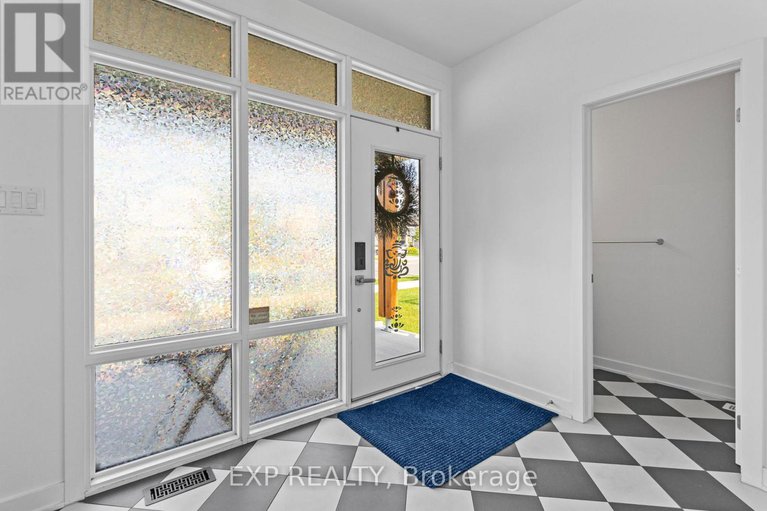 29239839/4556-kelly-farm-drive/blossom-parkkemp-parkfindlay-creek/ottawa/ontario/K1X0G8_3