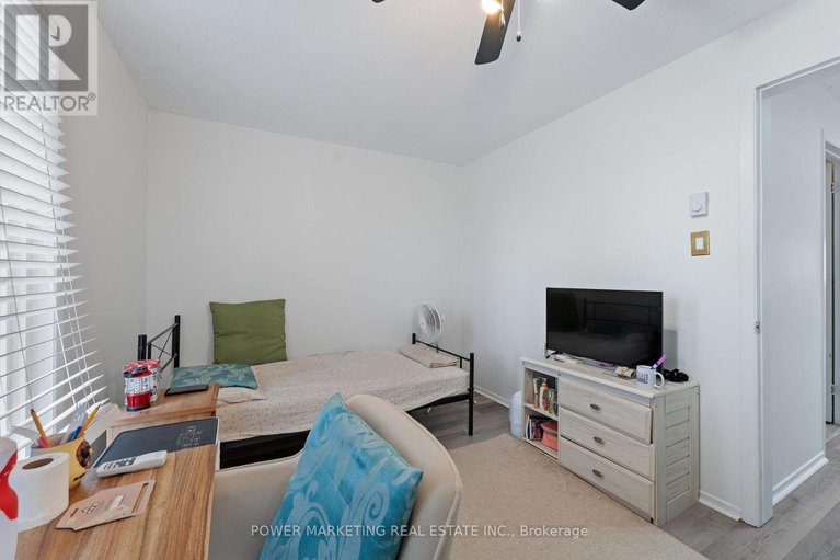 29312527/b-6702-jeanne-darc-boulevard-n/convent-glen-north/ottawa/ontario/K1C6E9_22