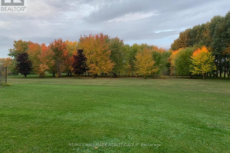 29530711/6151-malakoff-road/rideau-twp-south-to-roger-stevens-drive/ottawa/ontario/K0A2Z0_40