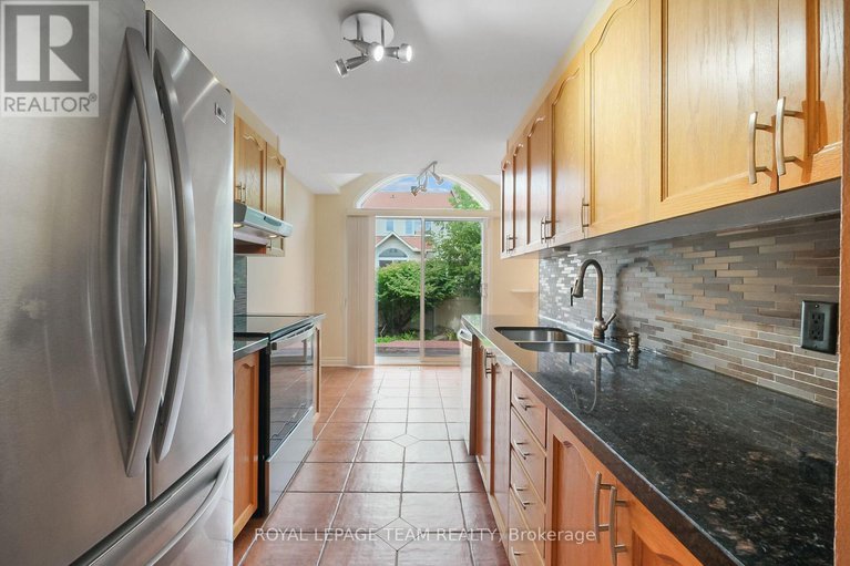 29089412/6201-arbourwood-drive/chapel-hill/ottawa/ontario/K1C7L6_10