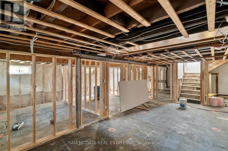 28972979/2709-laurier-street/town-of-rockland/clarence-rockland/ontario/K4K1A3_21