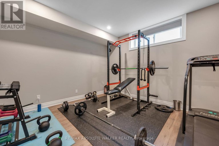28412580/185-glenncastle-drive/carp/ottawa/ontario/K0A1L0_36
