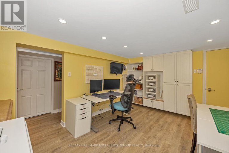 29559771/2691-colman-street/riverside-park/ottawa/ontario/K1V8J7_36