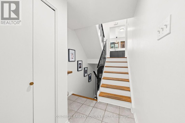 29024109/767b-ridgewood-avenue/mooneys-bayriverside-park/ottawa/ontario/K1V6M8_4