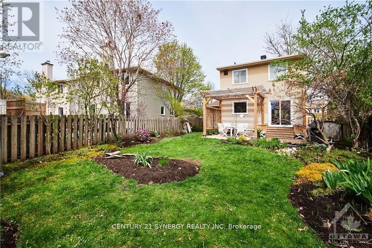 29426176/6044-willowbark-drive/chapel-hill/ottawa/ontario/K1C5T4_29