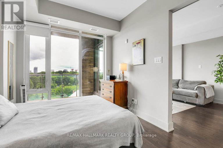 28488360/804-108-richmond-road/westborohampton-park/ottawa/ontario/K1Z0B3_21