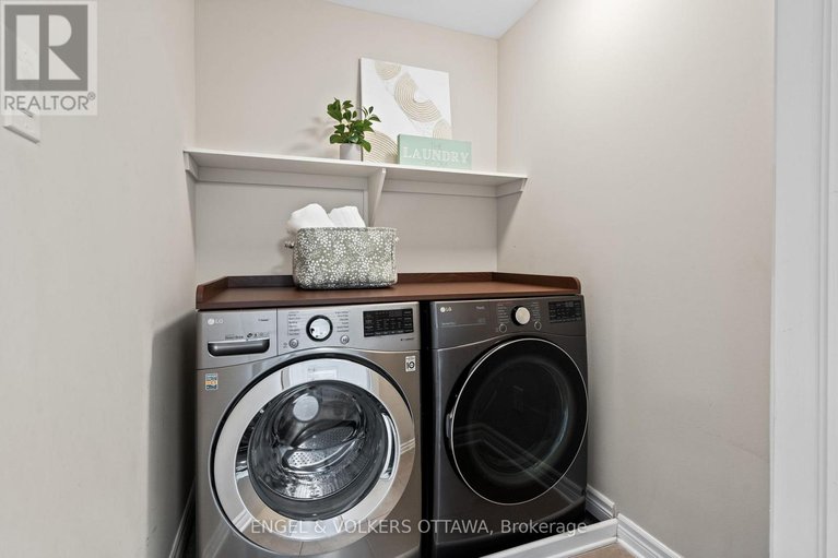 28330138/317-ardmore-street/riverside-southgloucester-glen/ottawa/ontario/K4M0E2_35