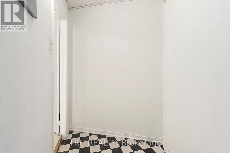 28980768/2502-1380-prince-of-wales-drive/carleton-square/ottawa/ontario/K2C3N5_4