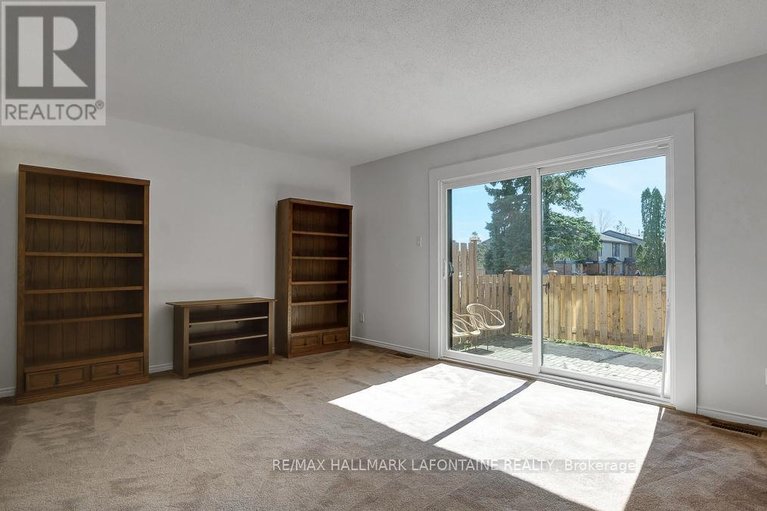 29638874/46-890-cahill-drive-w/hunt-club/ottawa/ontario/K1V9A4_5