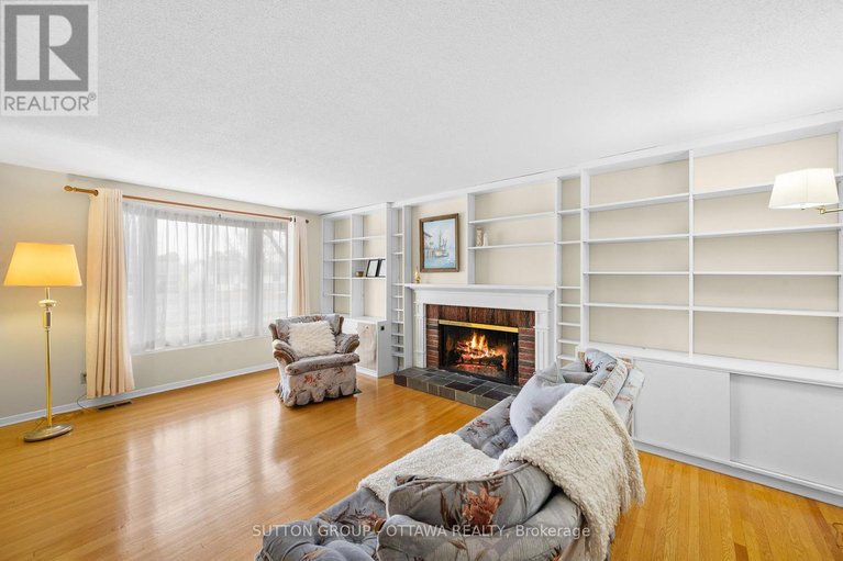 29556235/2391-ogilvie-road/beacon-hill-north/ottawa/ontario/K1J7N4_8