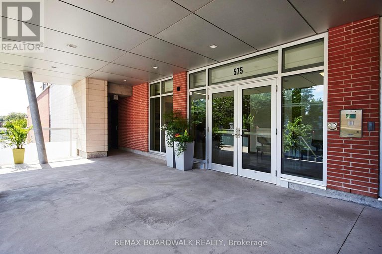 29330051/407-575-byron-avenue/mckellarhighland/ottawa/ontario/K2A1R7_4