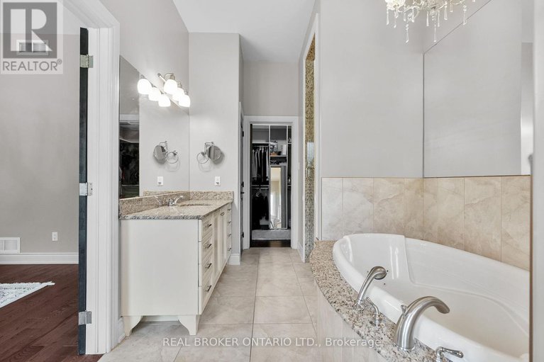 28883493/525-tullamore-street/riverside-south/ottawa/ontario/K1X0A2_27