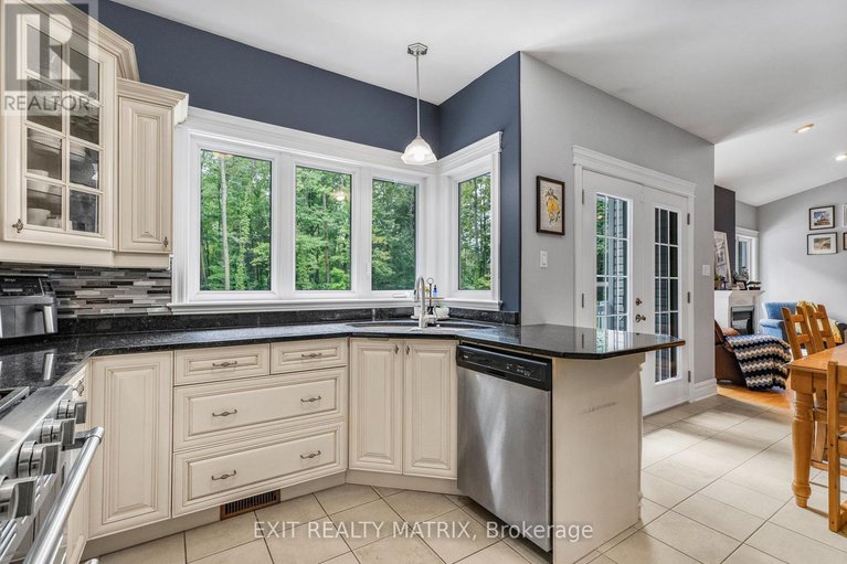 29255062/1736-groves-road/russell-twp/russell/ontario/K4R1E5_13